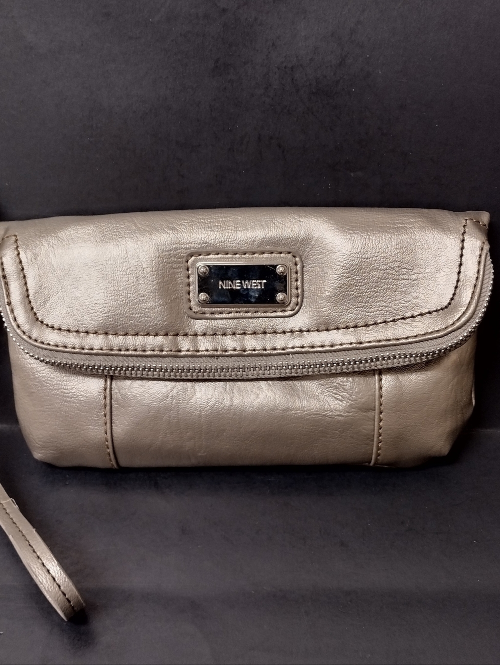 NEW - NINE WEST -METALILIC GOLD WRISTLET HANDBAG